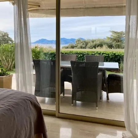 Le St Georges Californie, Appartement-villa Avec Grand Jardin Et Vue Appartement