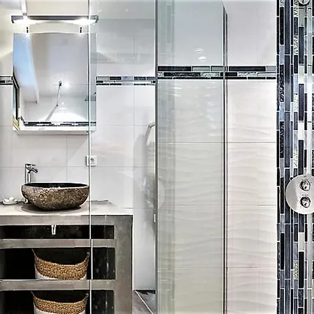 Le St Georges Californie, Appartement-villa Avec Grand Jardin Et Vue Appartement Cannes