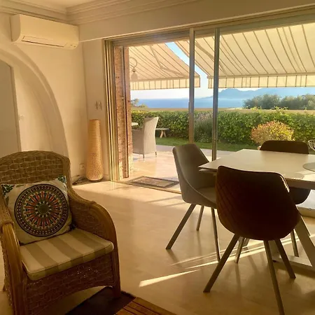 Le St Georges Californie, Appartement-villa Avec Grand Jardin Et Vue *